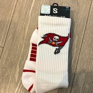 Tampa Bay Buccaneers White Crew Socks NWT